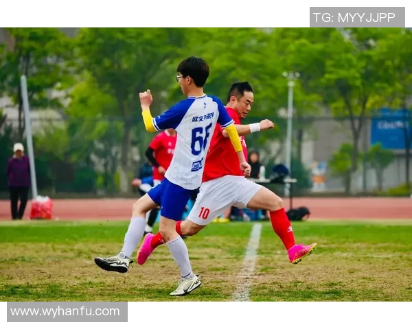 足球明星亲自示范祝贺视频制作技巧助你轻松打造精彩瞬间